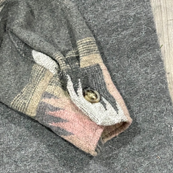 FINAL PRICE L.I.F.E Life is for Eternity Aztec Jacket - Picture 6 of 7